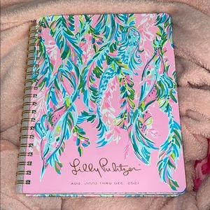 Lily Pulitzer Jumbo August 2020- Dec. 2021 planner